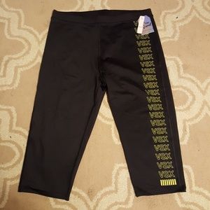 Victoria's Secret Victoria Sport crop leggings